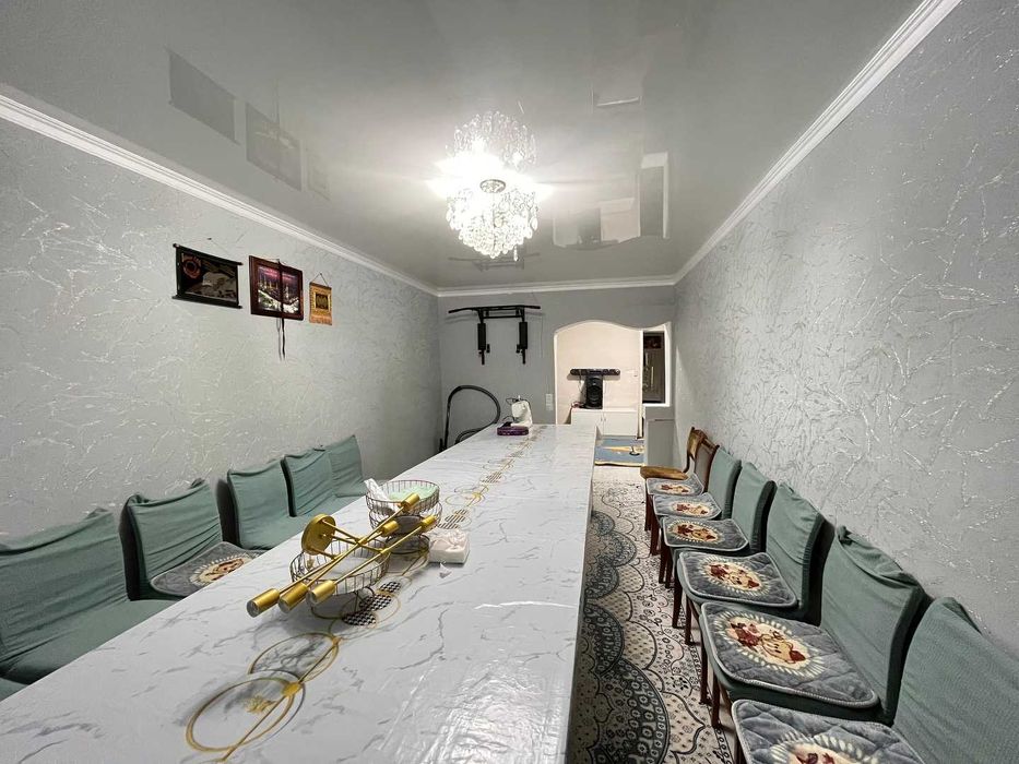 Продам дом на 41 разъезд, сзади юридического института.