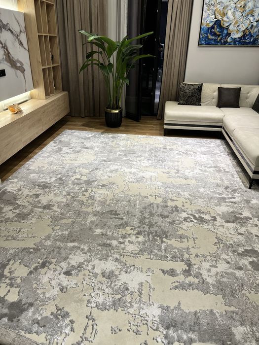 Шикарный современный стильный ковер. Размер 3*4 м