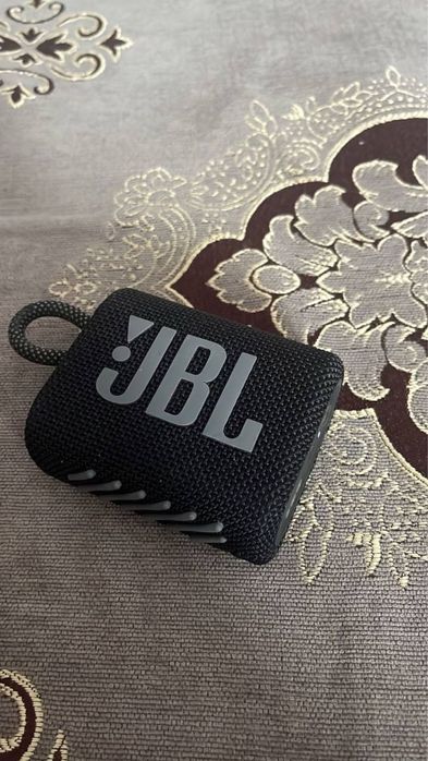 Продам колонку JBL GO3 оригинал