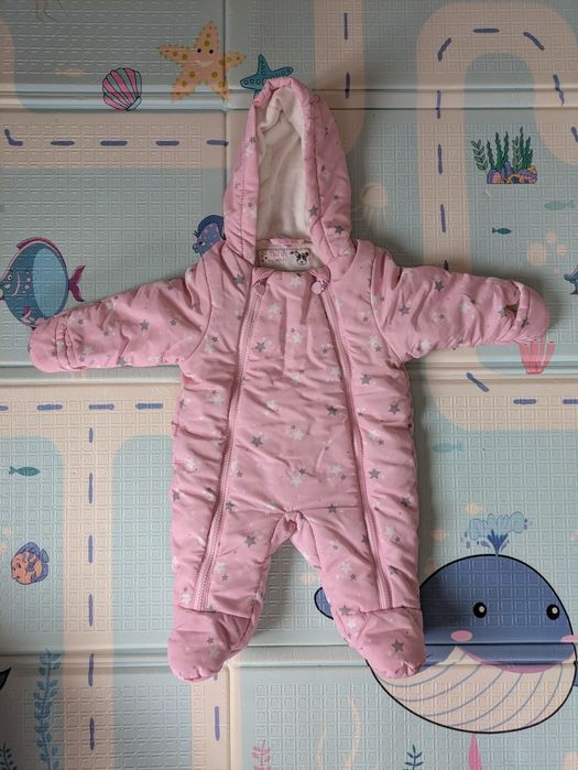 Розов зимен бебешки космонавт за новородено