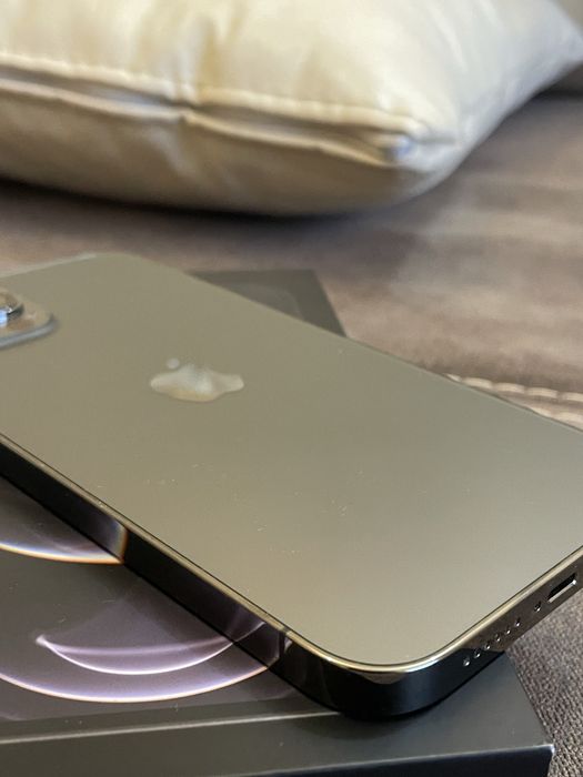 Iphone 12 Pro Max 256gb 93% battery