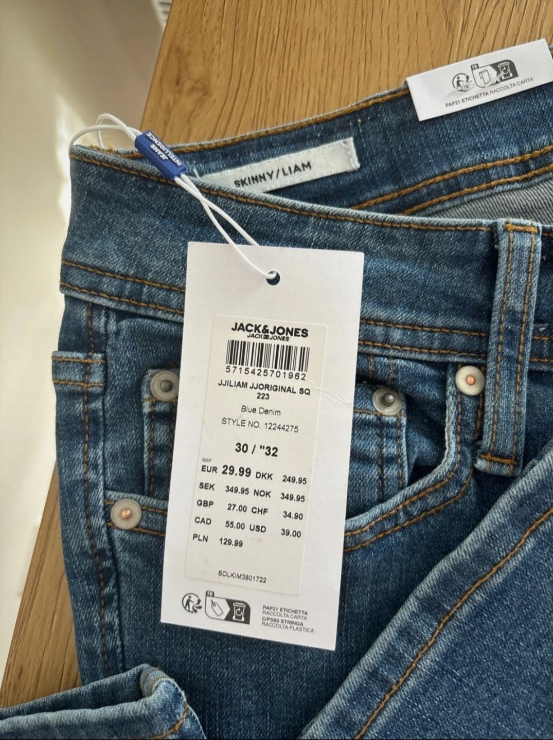 Blugi bărbați Jack&Jones noi cu eticheta
