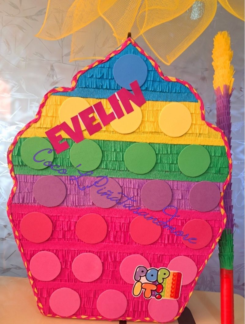 Piñata Dovleac,SticlaVodka,Înghețată,Brioșă,Acadele,Gogoşi,Pepene,Popc