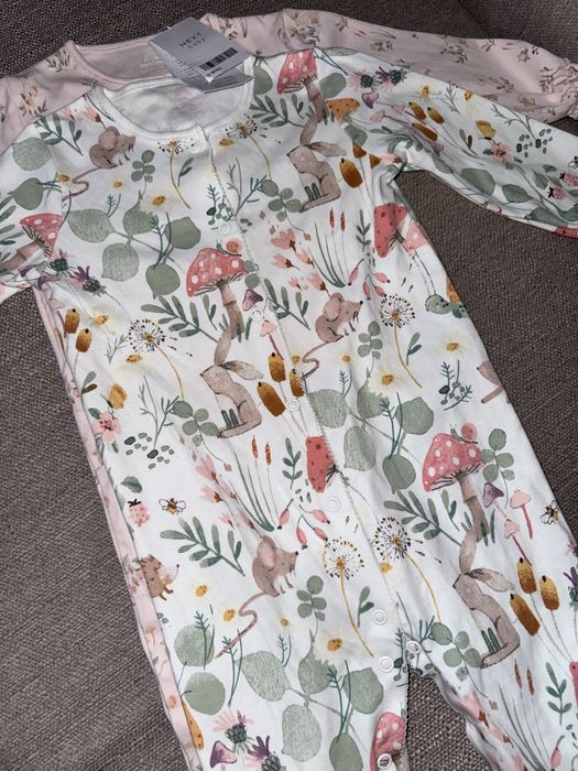 Doua salopete next noi marimea 92