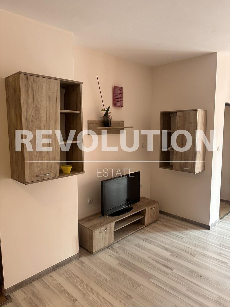 Дава се под наем Двустаен апартамент в Варна, Трошево - 55 кв.м за 350 € - Снимка #5