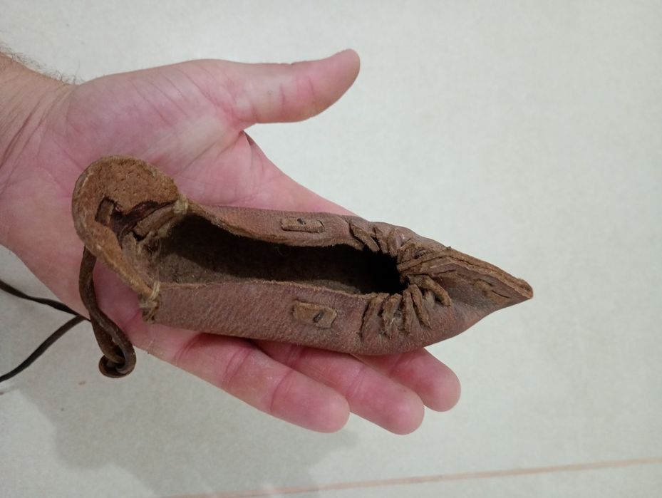 Opincuța din piele naturala