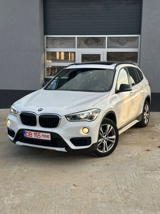 BMW X1 Automată Navi Panormaic Keyless Head up Front Assist Line Asist