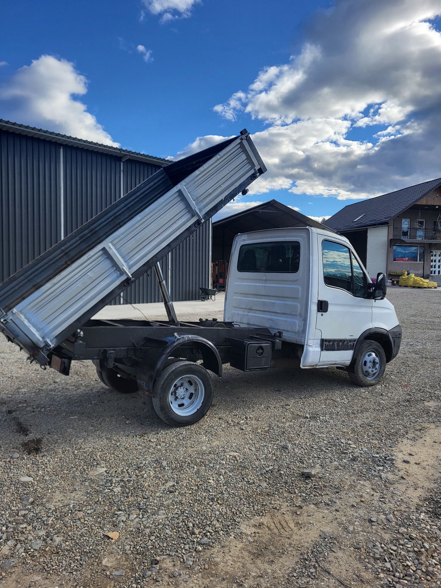 Iveco daily 35c12 basculabil trilateral