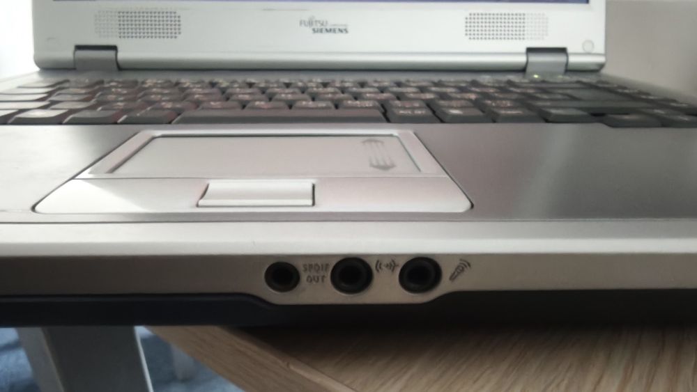 Комплект 3 лаптопа - Toshiba, HP, Fujitso Siemens