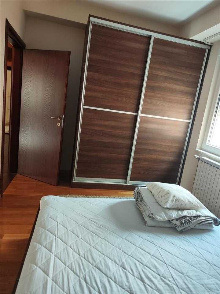 Дава се под наем Двустаен апартамент в Бургас, Възраждане - 48 кв.м за 229.5 € - Снимка #3
