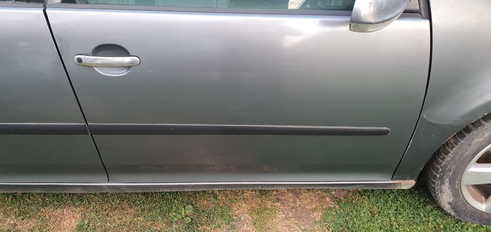 Usa portiera fata spate stanga dreapta golf 5 hatchback LA7T