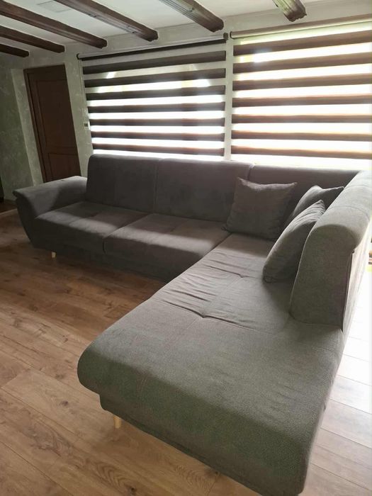 Диван кафяв с място отдолу