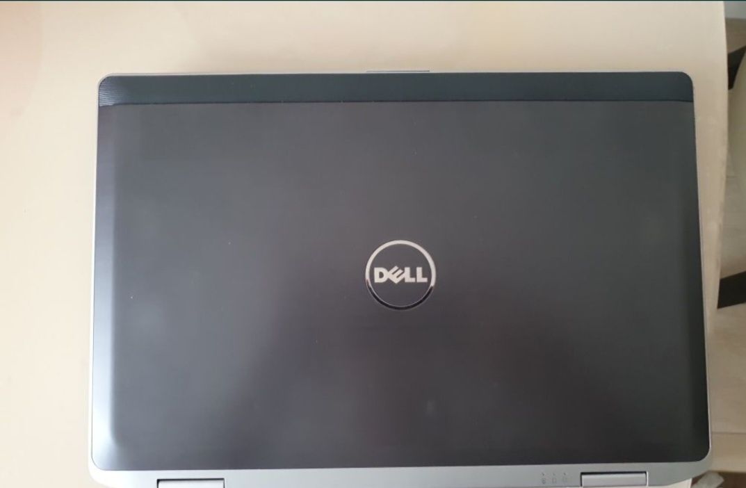 Продам ноутбук Dell core i5