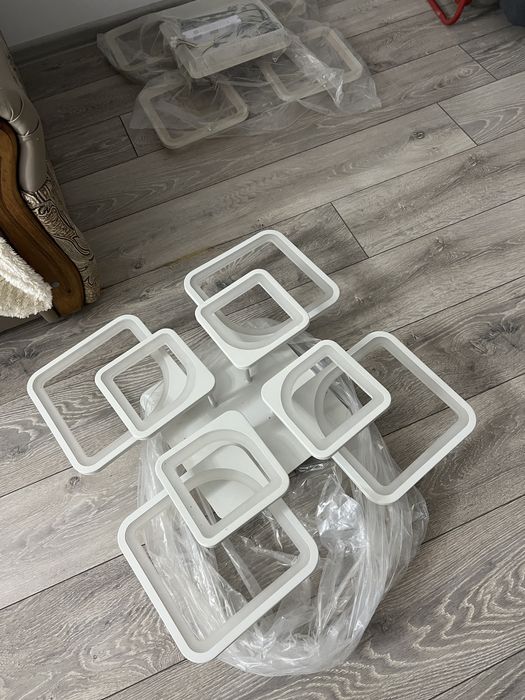 Vand 2 lustre led cu telecomanda perfect functionale