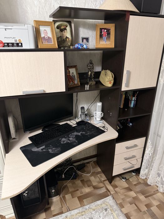 Компьютерный стол