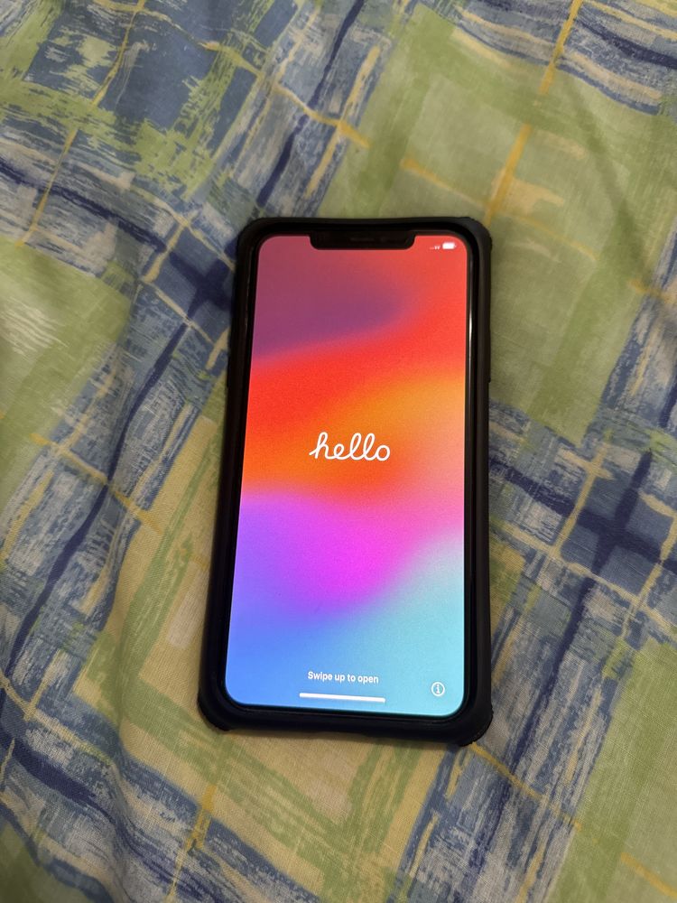 Iphone 11 pro max 256 gb + husa mobilfox noua