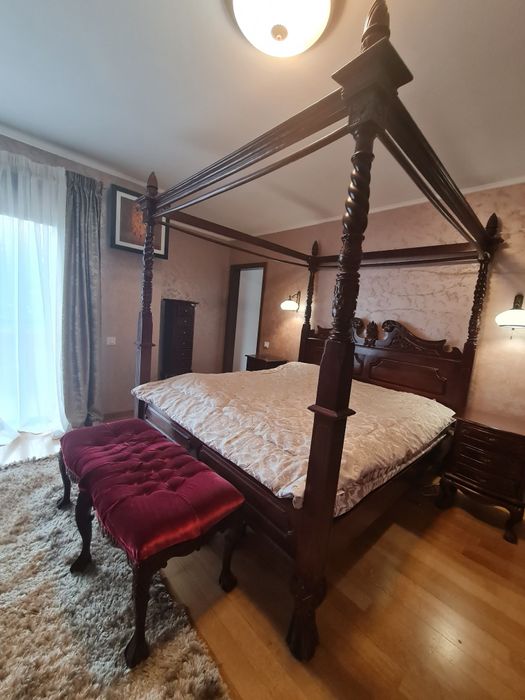 Dormitor deosebit lemn masiv sculptat 8 piese comoda tv