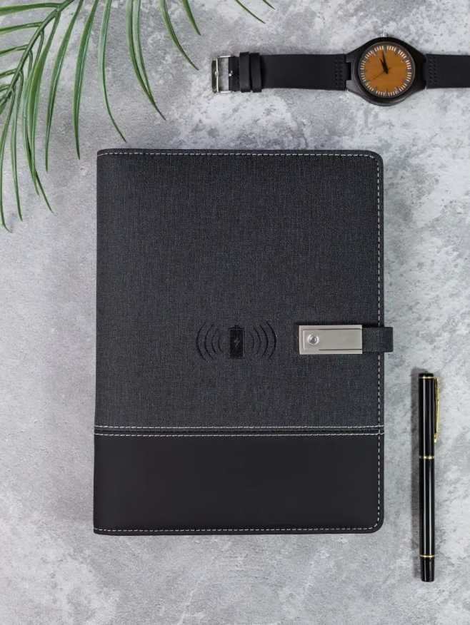 Ежедневник с Зарядкой Блокнот 80лист с Power Bank и флешкой 16гб