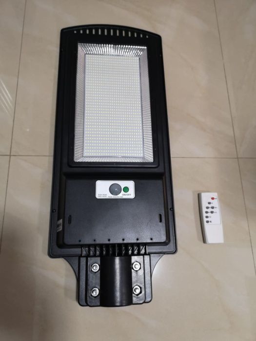 Lampa Solara Stradal 936 LED-URI 400W Telecomanda 40000MAH Timer