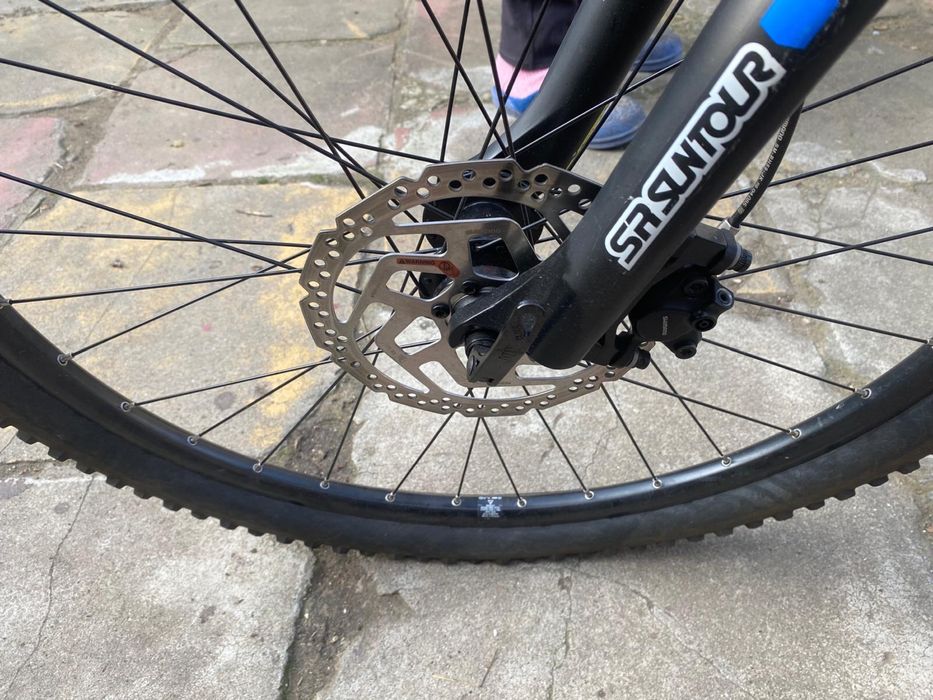 Vând bicicleta Devron