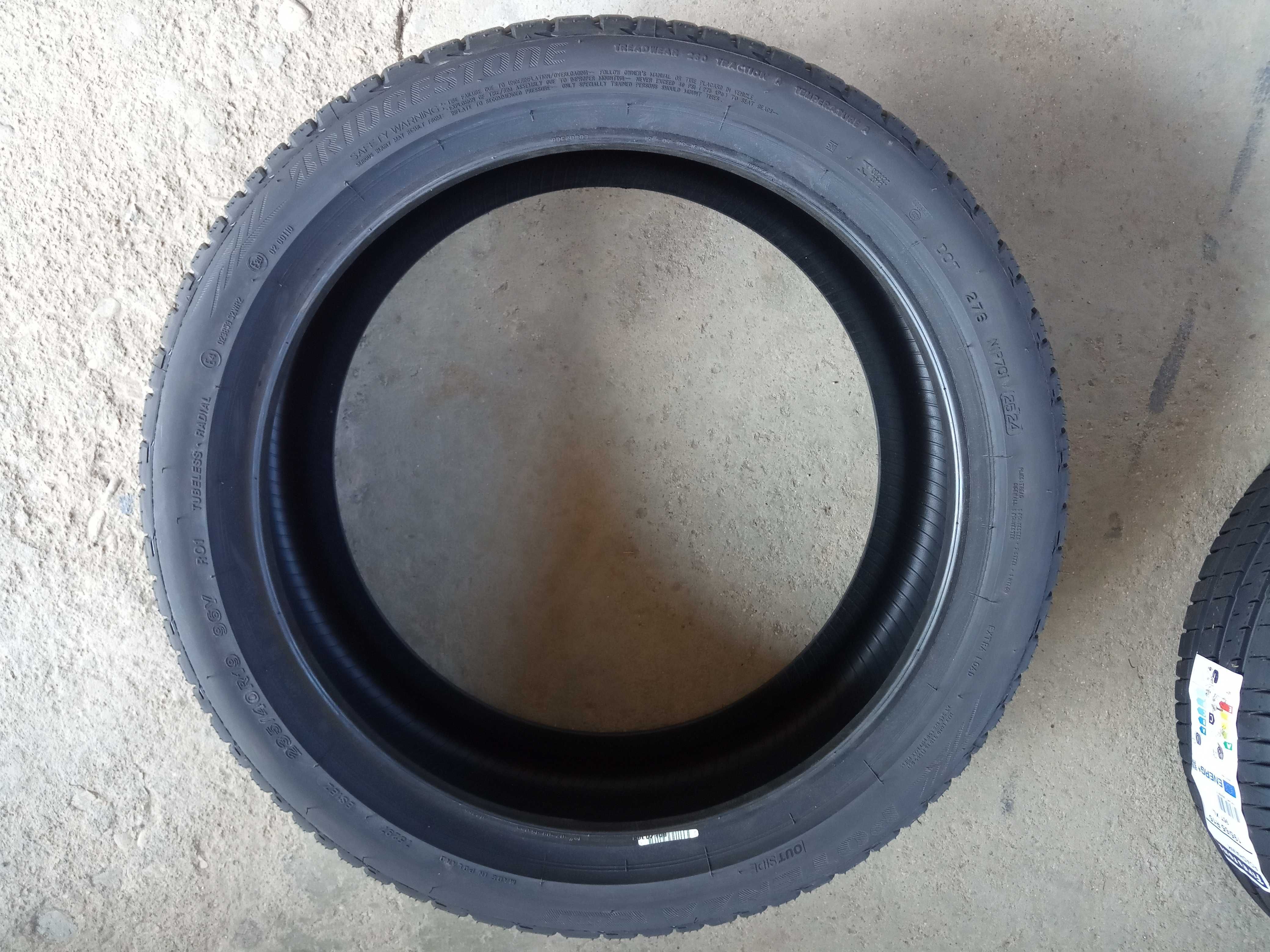 4 Нови летни гуми 235/40R19 Bridgestone Potenza S001 XL RO1 96Y с борд