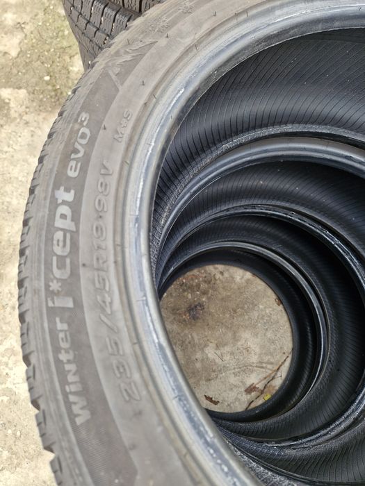 4anvelope iarna 235 45 18 Hankook 2021