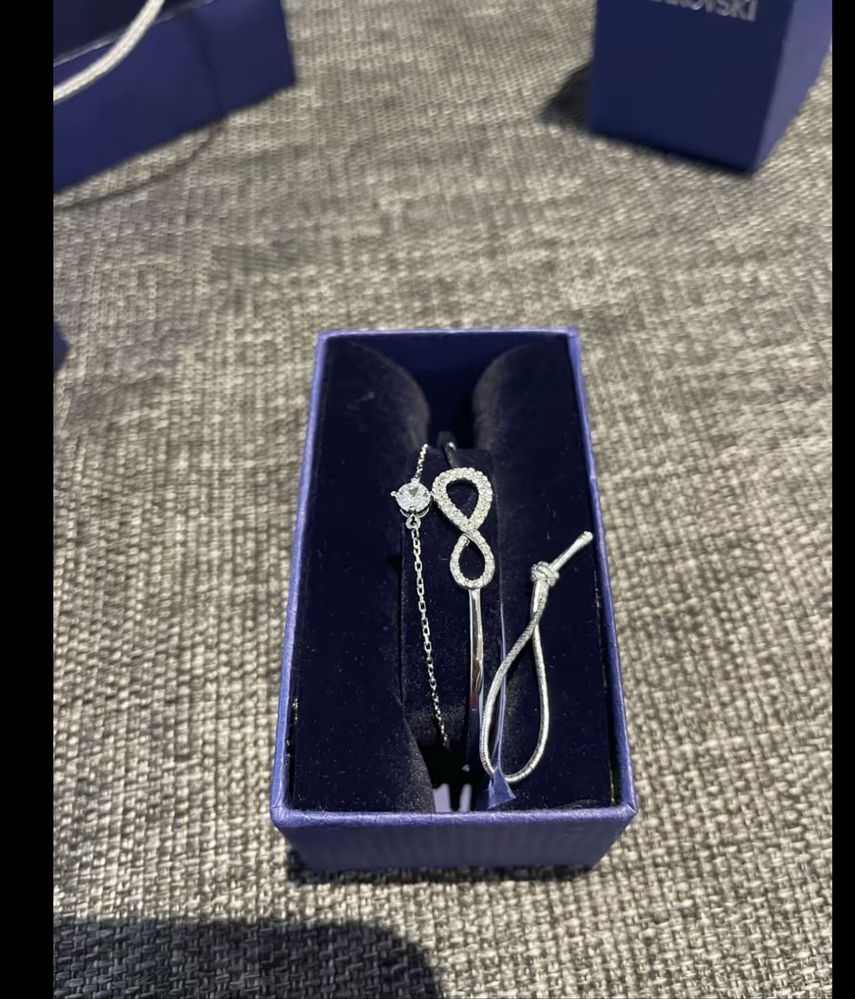 Гривни Swarovski