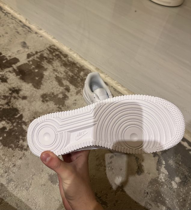 Nike air Force 1 Triple White