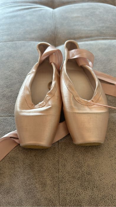 Продам пуанты