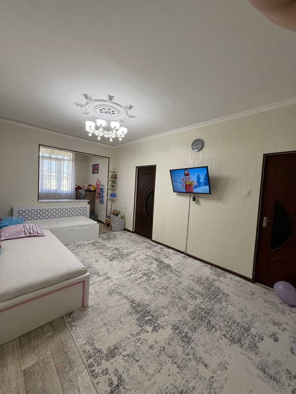 СРОЧНО !! Продается квартира в Яшнабаде 3/4/4 ( 68 кв/м ) Авиасозлар 1