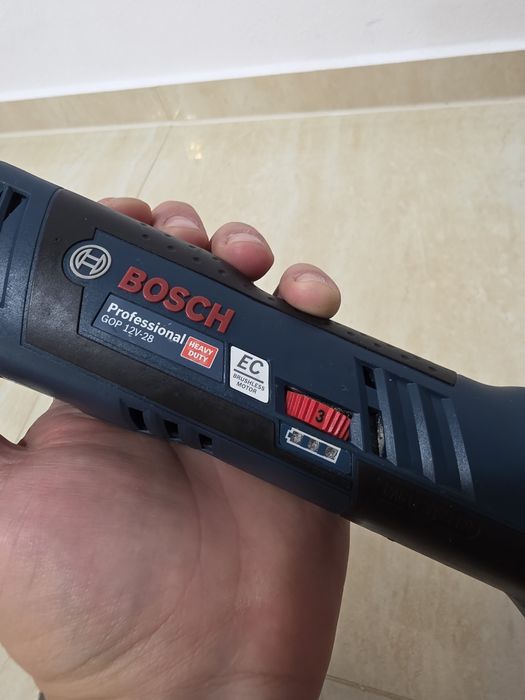 Multifuncțională multicuter Bosch GOP 12V-28