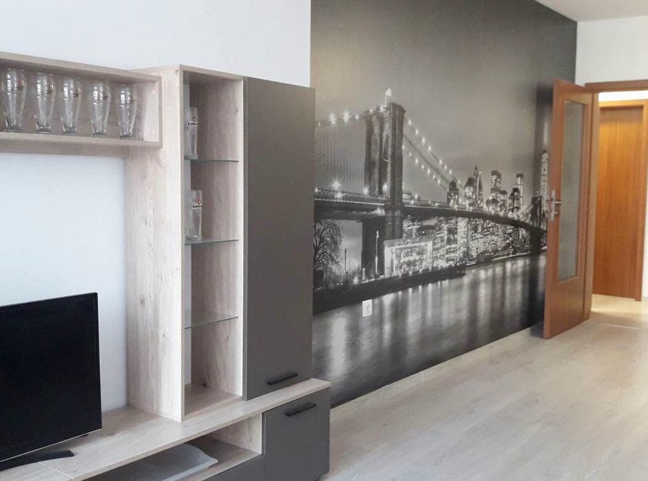 Дава се под наем Тристаен апартамент в Пловдив, Каменица 2 - 92 кв.м за 550 € - Снимка #2