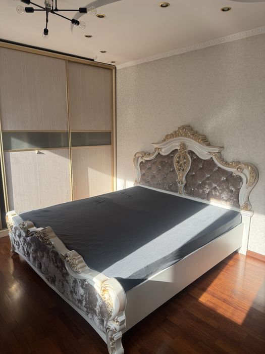 Кровать двухспальная 2*180