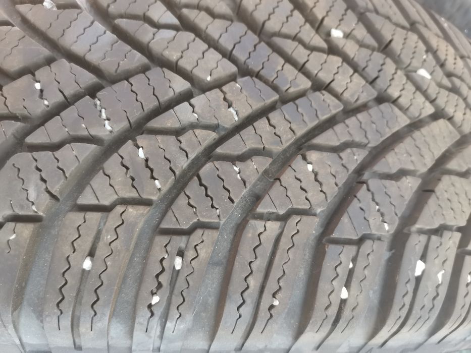 Зимни гуми 185/60/15-4бр