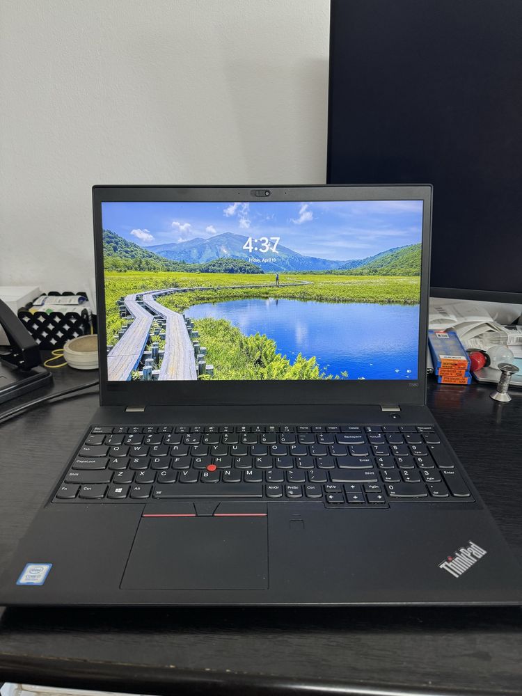 Thinkpad T580, i7 gen. 8, 16gb ram, 480gb stocare