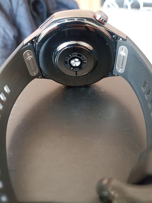 Huawei watch GT 5 pro.