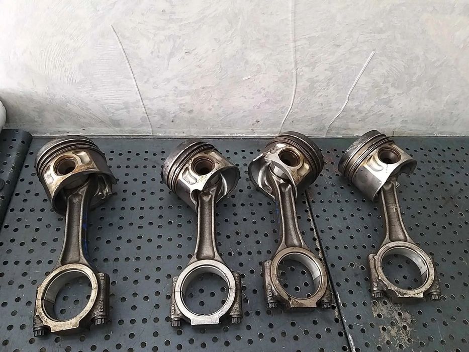 Piston cu biela 1.9 tdi vw passat b5