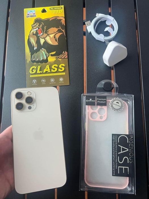 iPhone 12 PRO MAX cu 95% Bateria