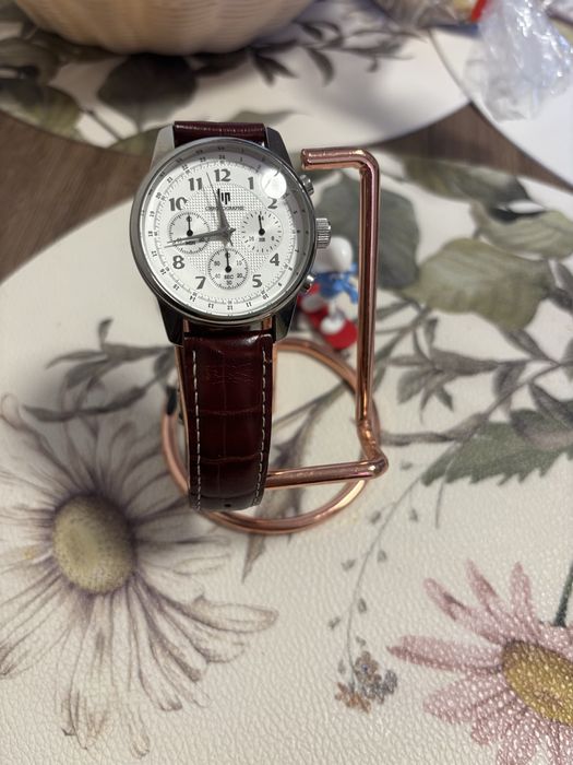 Casio edifice , insignum , lip , pulsar , mondaine ,swatch, ungaro