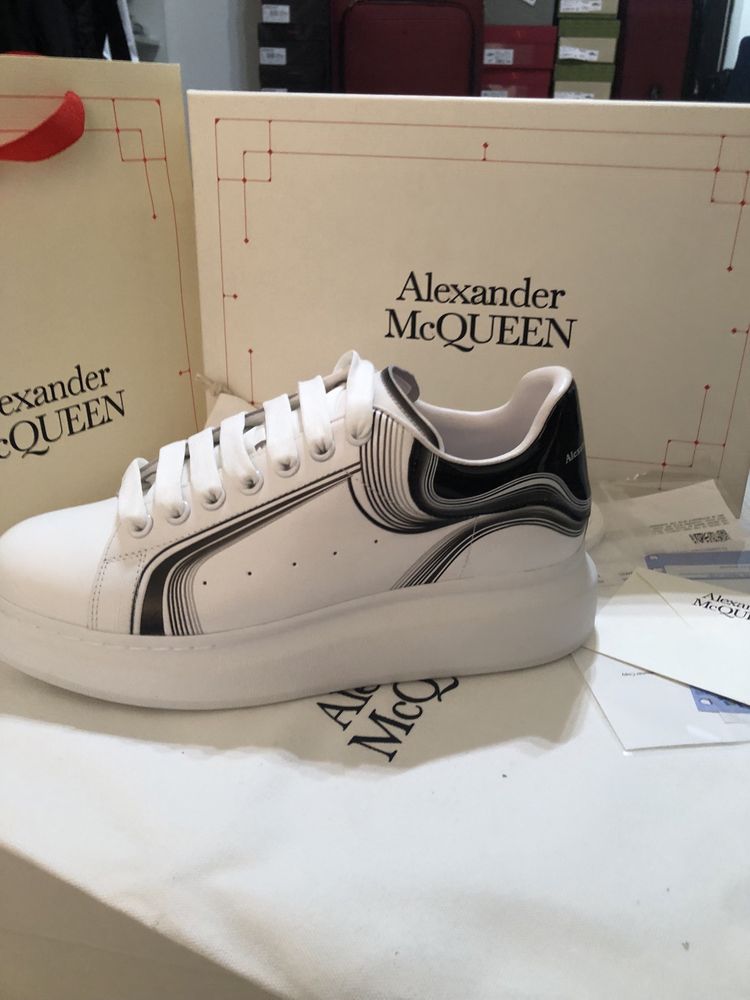 Adidasi Alexander McQueen Premium