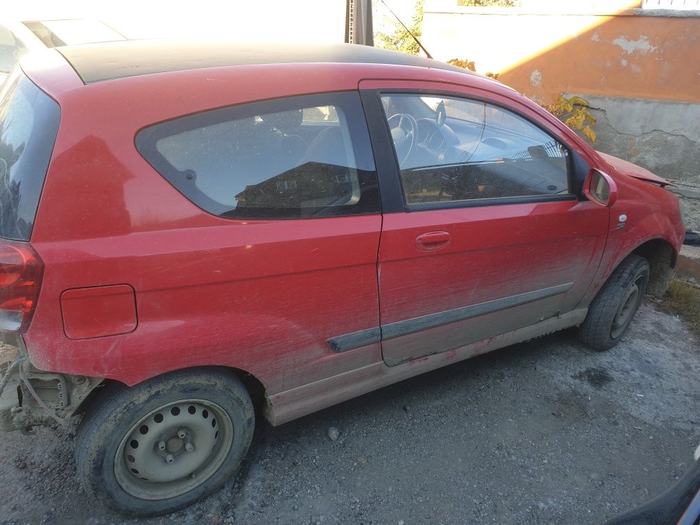 Dezmembrez Chevrolet Kalos