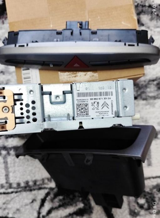 Case cd radio Peugeot 308