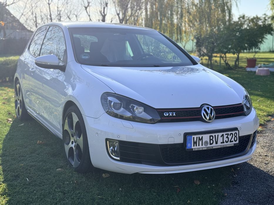 Volkswagen GOLF VI 6 GTI ( DSG, DCC, Dynaudio,  ParkAssist)