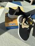 Skechers marimea 33