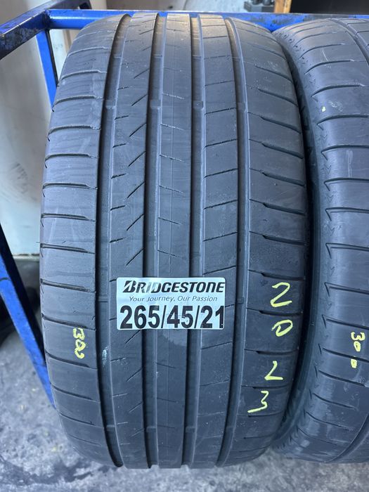 265/45/21 Bridgestone 2023