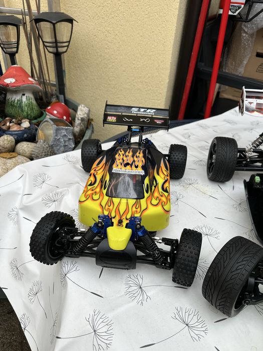 Automodel 1:10 brushless rtr