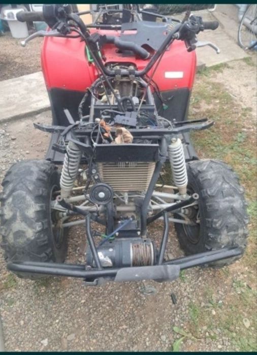 Dezmembrez arctic cat 400