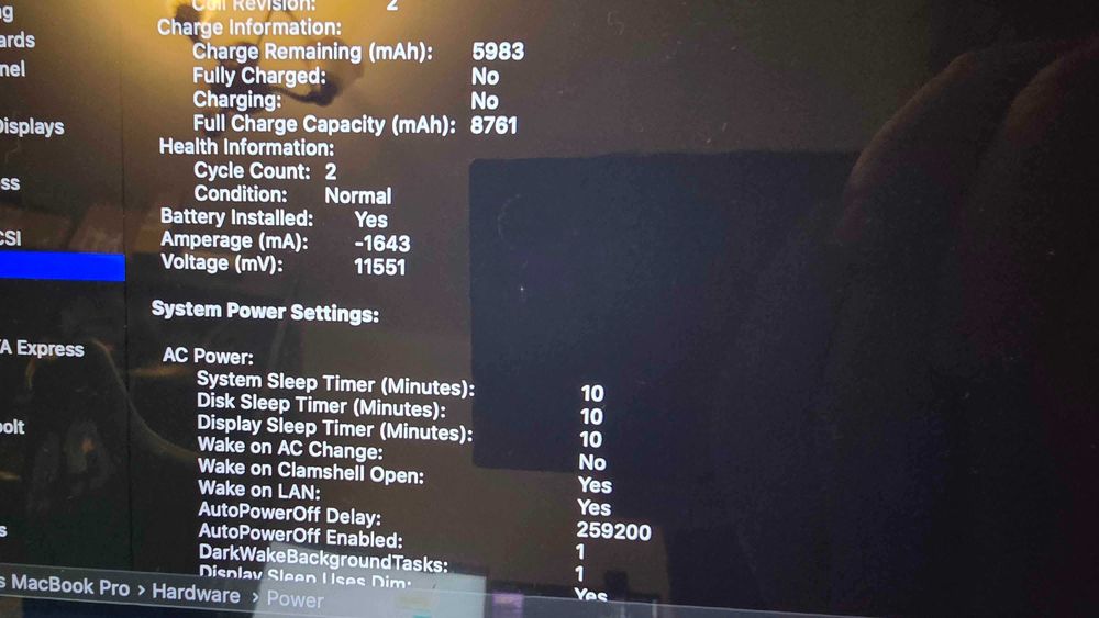 MacBook Pro Retina 15inch I7 16GB Ram BATERIE NOUA