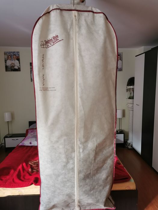Rochie mireasa  Sadrini