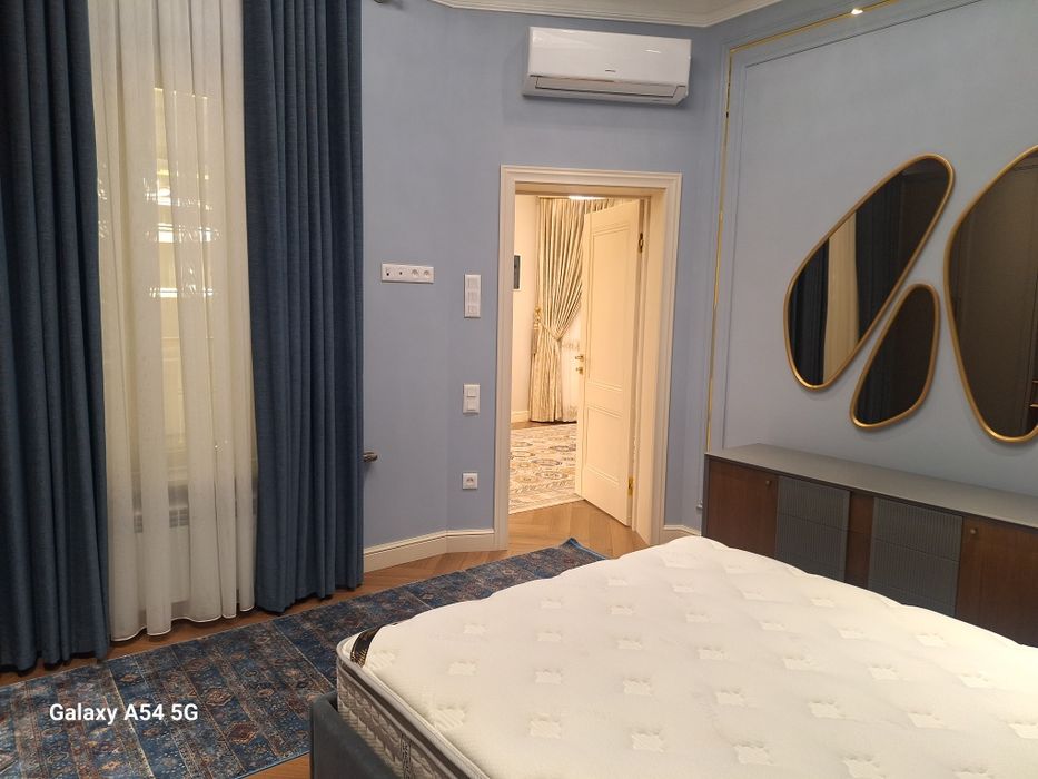 Евро дом с шикарным дорогим ремонтом и мебелью 3 уровня